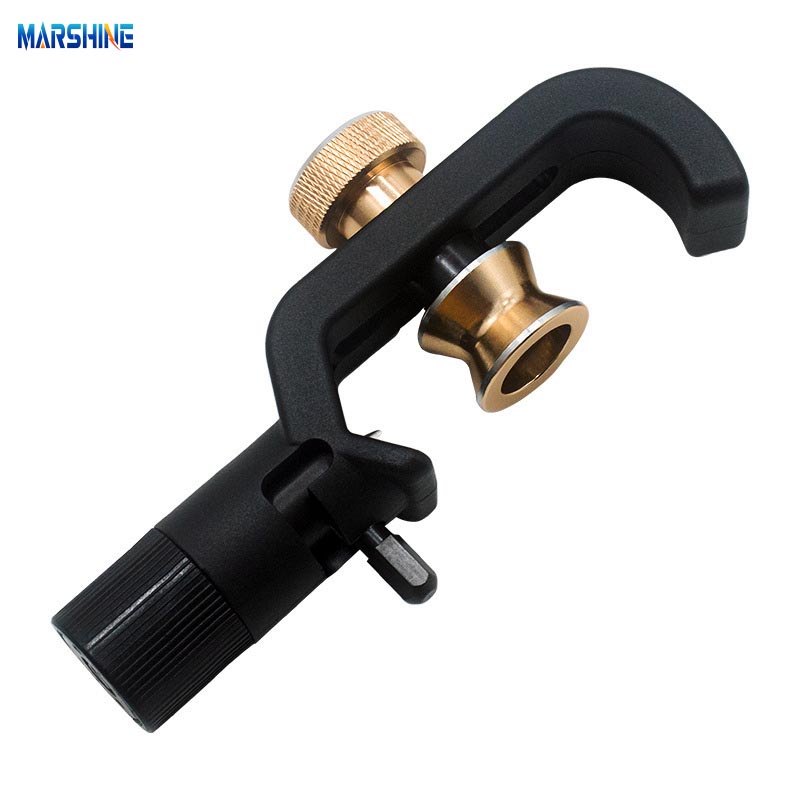 Abisolierer für Glasfaserkabel in Quer- und Längsrichtung